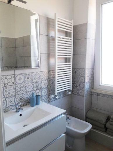 Waterfront Apt Ladispoli Ngoại thất bức ảnh